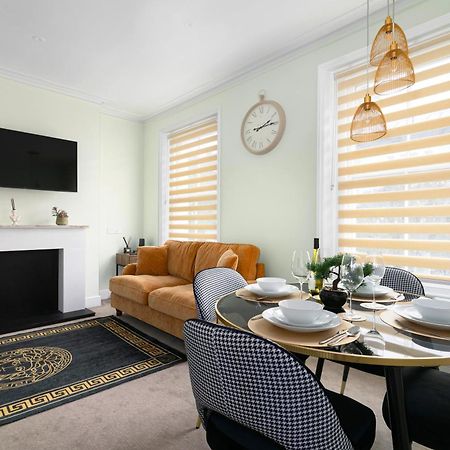 Apartament Cosy Flat 5 Min From Holland Park Station! Londyn Zewnętrze zdjęcie