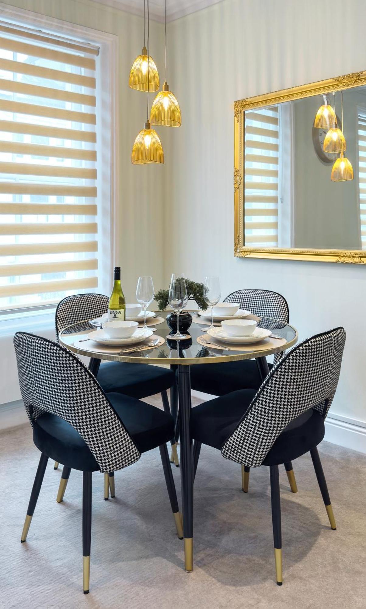 Apartament Cosy Flat 5 Min From Holland Park Station! Londyn Zewnętrze zdjęcie