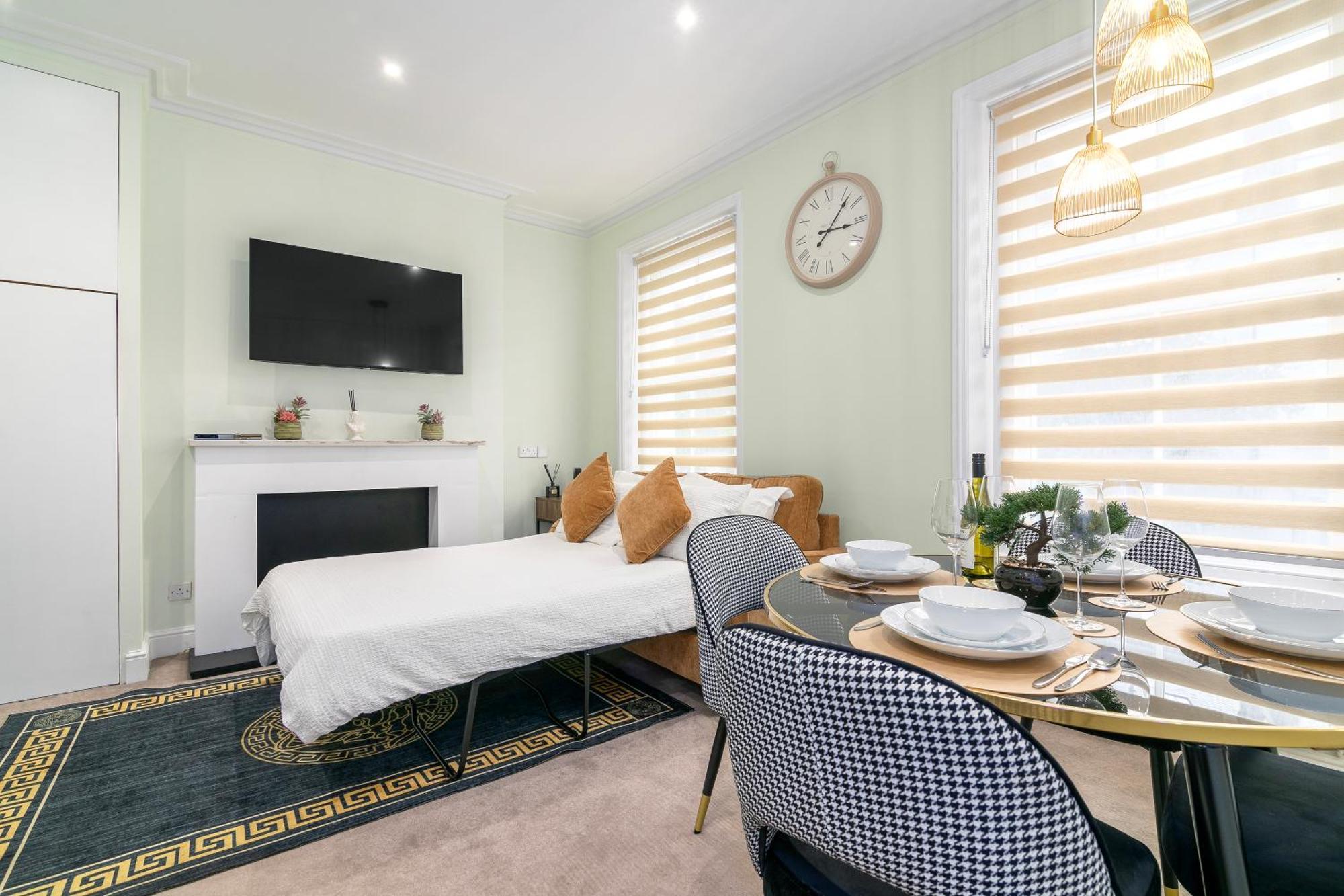 Apartament Cosy Flat 5 Min From Holland Park Station! Londyn Zewnętrze zdjęcie