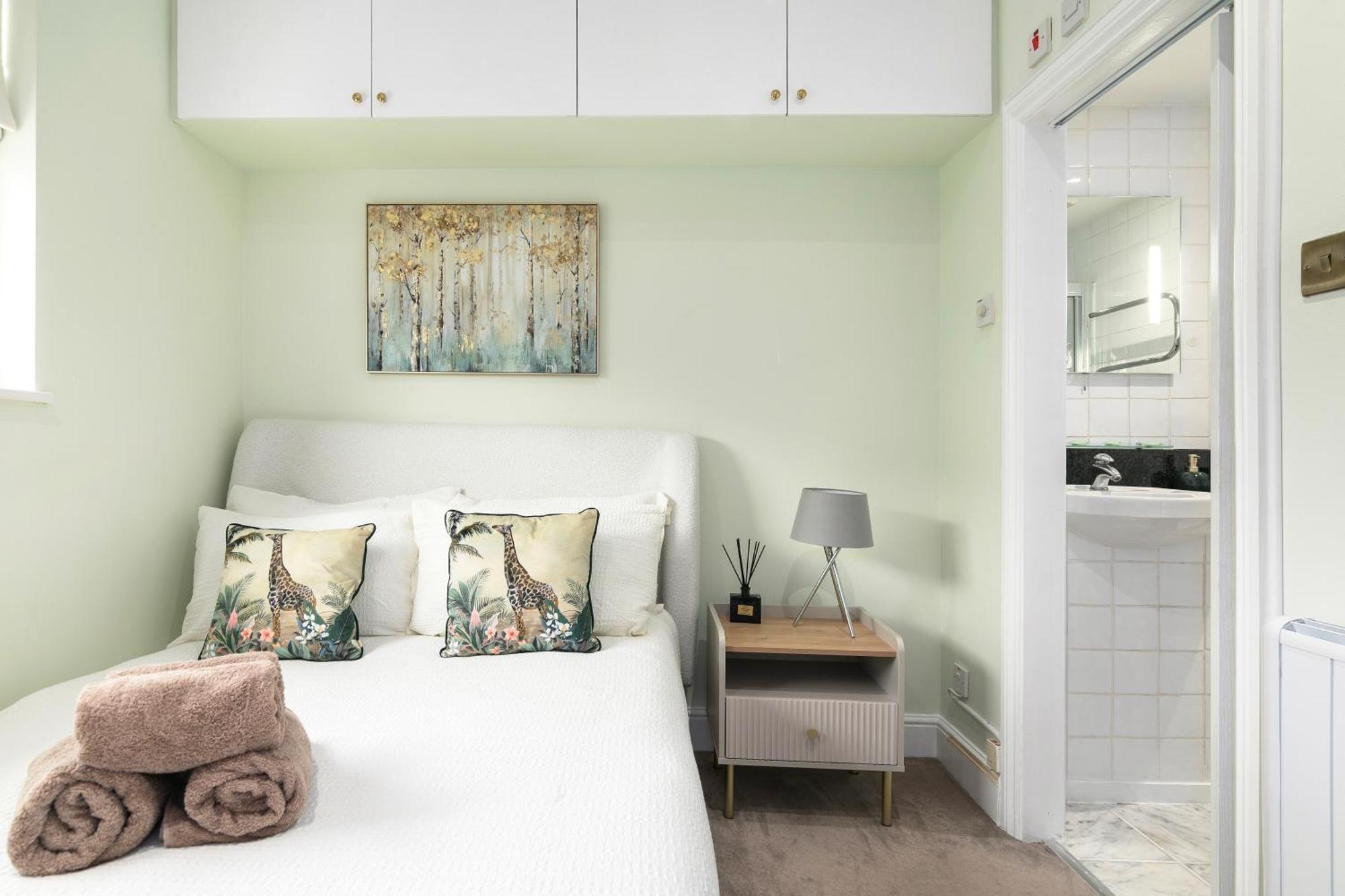 Apartament Cosy Flat 5 Min From Holland Park Station! Londyn Zewnętrze zdjęcie