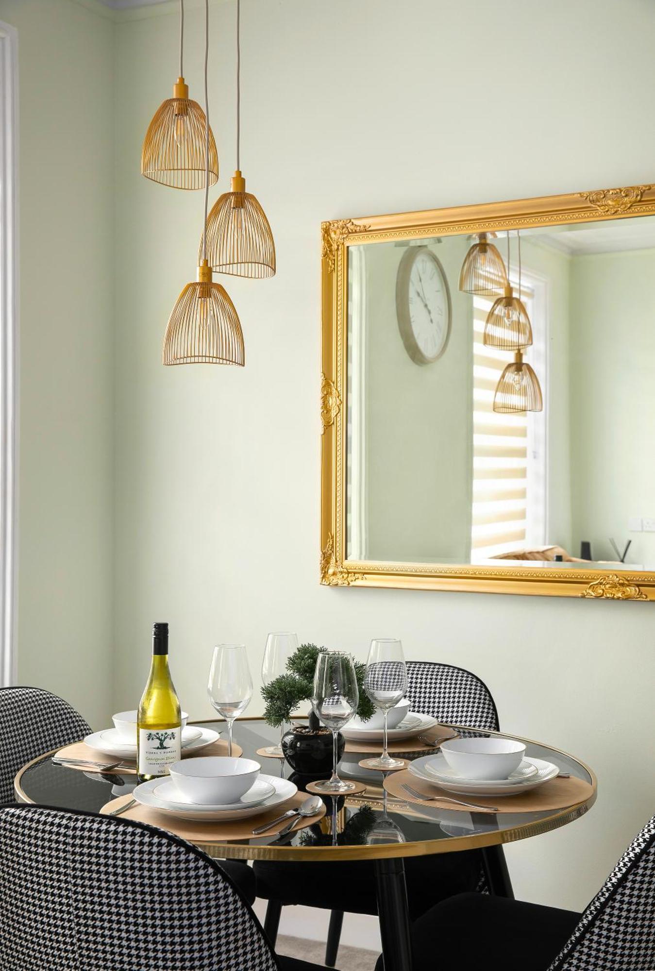 Apartament Cosy Flat 5 Min From Holland Park Station! Londyn Zewnętrze zdjęcie